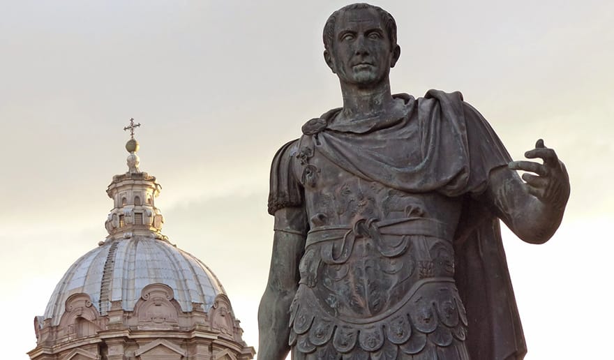 statue-jules-cesar-colisee