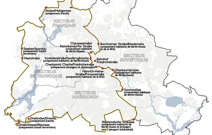 Carte de Berlin divisée entre 4 nations