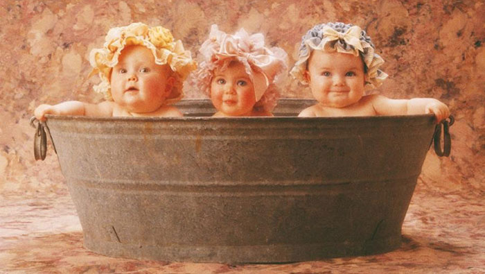 Anne Geddes: Bébés dans une baignoire