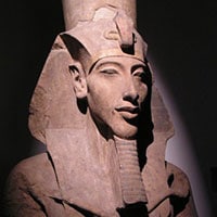 Buste d'Akhenaton