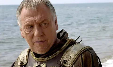 Kenneth_Cranham_dans_le_role_de_Pompee