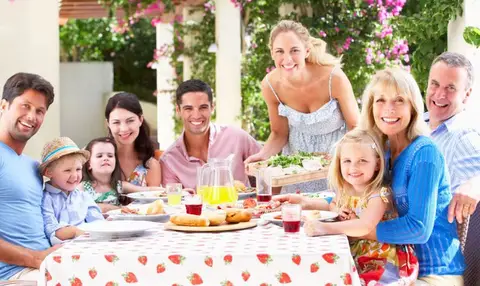 repas-de-famille-agapes